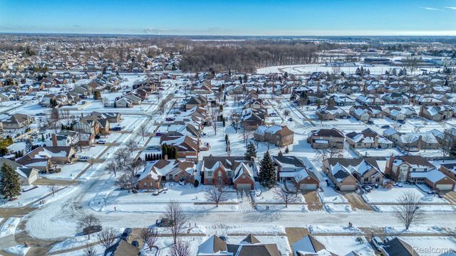 53428 Gregory Drive, Macomb Township, MI 48042