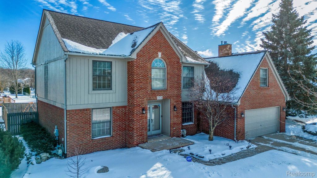 53428 Gregory Drive, Macomb Township, MI 48042