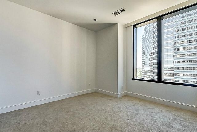 1409 Post Oak Boulevard 1604, Houston, TX 77056