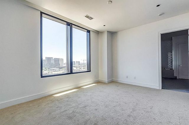 1409 Post Oak Boulevard 1604, Houston, TX 77056
