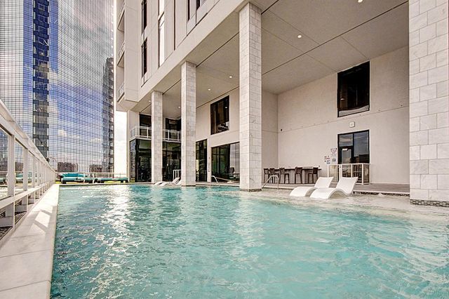 1409 Post Oak Boulevard 1604, Houston, TX 77056