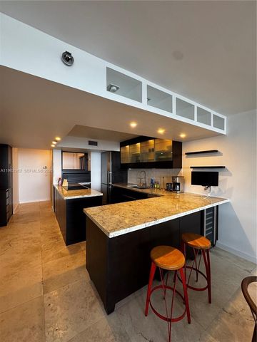 1632 S Bayshore Ct 302, Miami, FL 33133