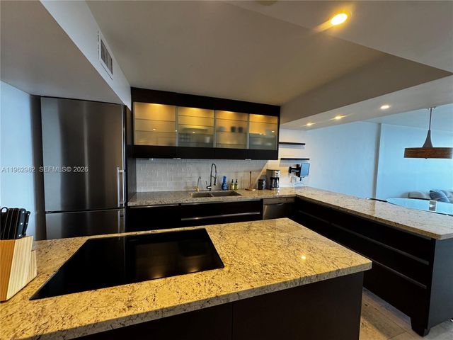 1632 S Bayshore Ct 302, Miami, FL 33133