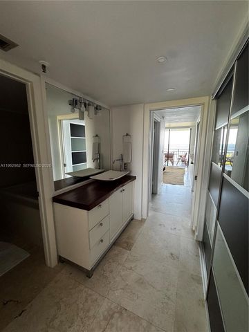 1632 S Bayshore Ct 302, Miami, FL 33133