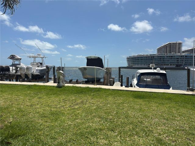 1632 S Bayshore Ct 302, Miami, FL 33133