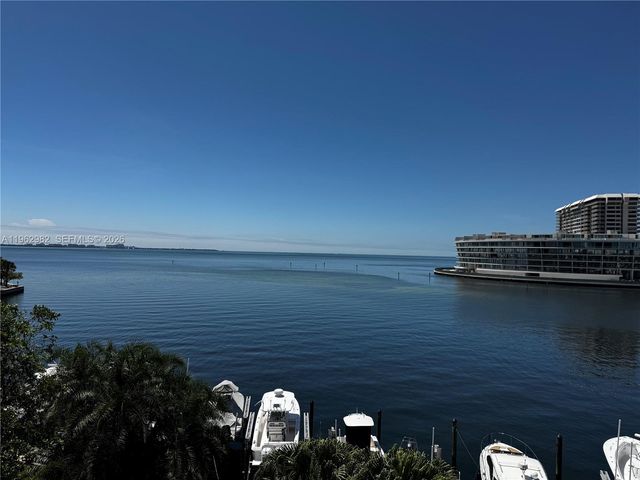 1632 S Bayshore Ct 302, Miami, FL 33133
