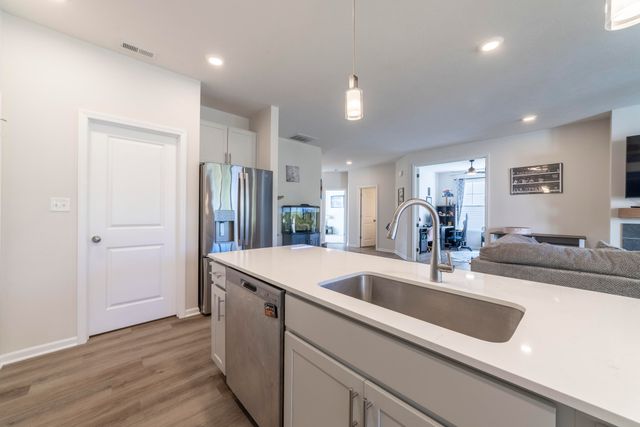 4352 Reflection Place, Valparaiso, IN 46385