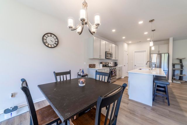 4352 Reflection Place, Valparaiso, IN 46385