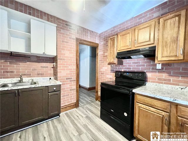 307 West 6th Street, Jamestown, NY 14701