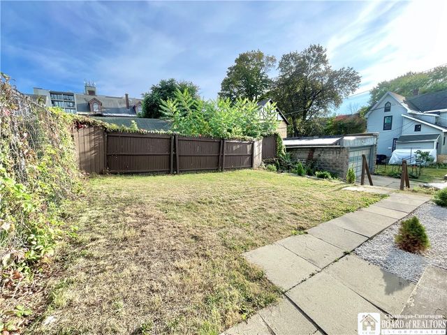 307 West 6th Street, Jamestown, NY 14701