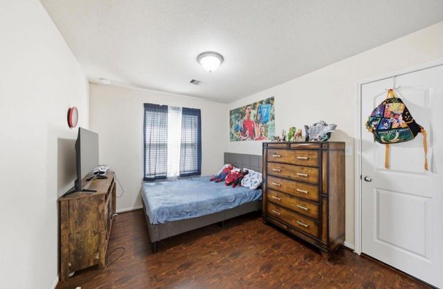 10518 Sun River Falls Drive, Humble, TX 77396