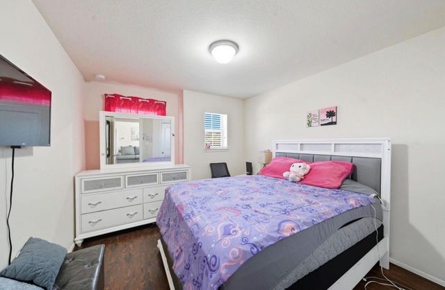 10518 Sun River Falls Drive, Humble, TX 77396
