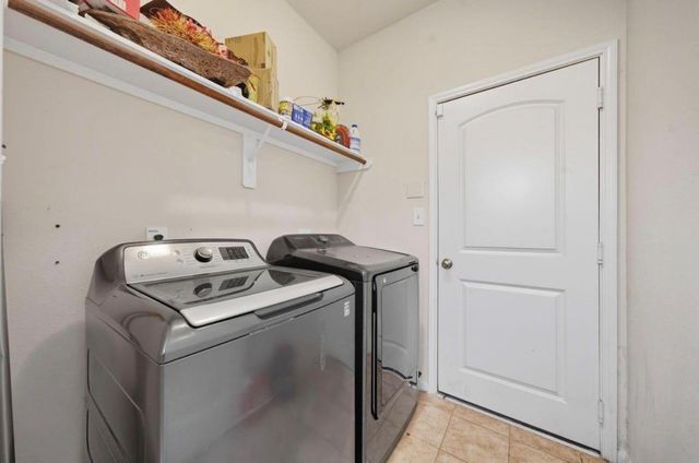 10518 Sun River Falls Drive, Humble, TX 77396