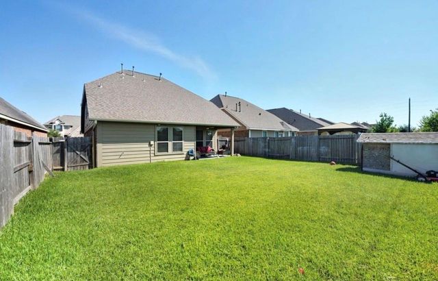 10518 Sun River Falls Drive, Humble, TX 77396