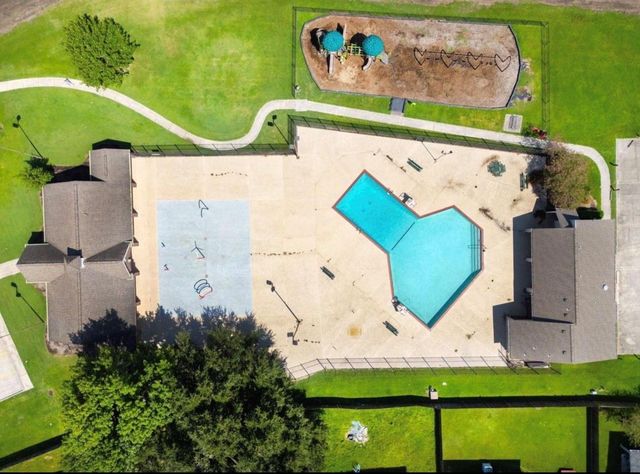 10518 Sun River Falls Drive, Humble, TX 77396