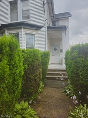 785 Highland Ave, Newark City, NJ 07104