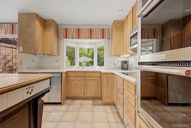 80 Hack Green Road, Pound Ridge, NY 10576