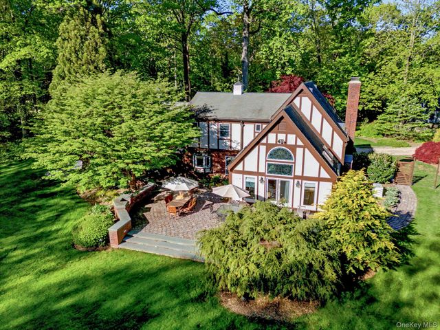 80 Hack Green Road, Pound Ridge, NY 10576