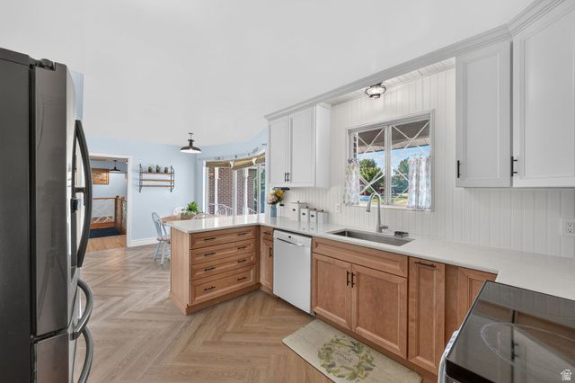 997 HENDERSON DR, Ogden, UT 84404
