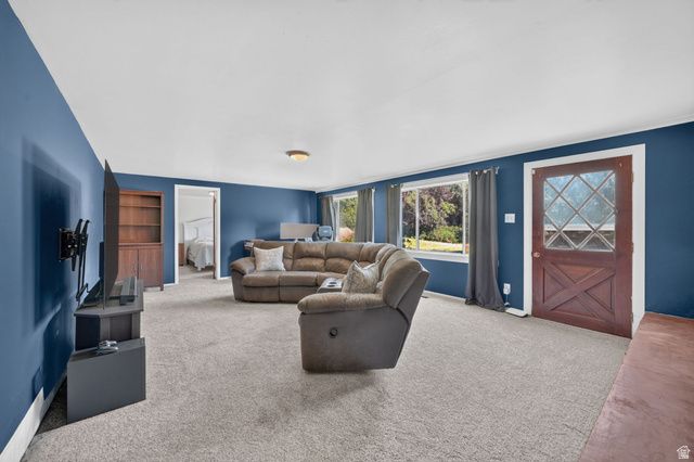 997 HENDERSON DR, Ogden, UT 84404