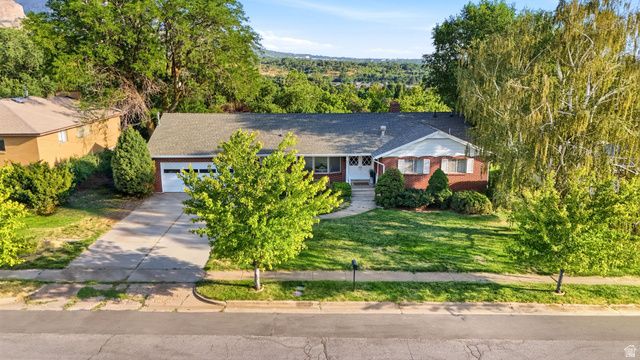 997 HENDERSON DR, Ogden, UT 84404
