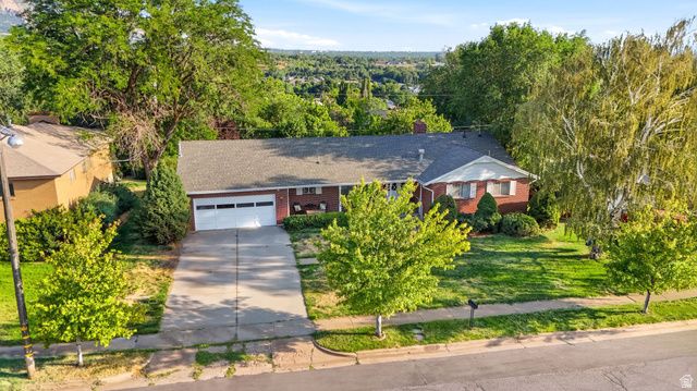 997 HENDERSON DR, Ogden, UT 84404