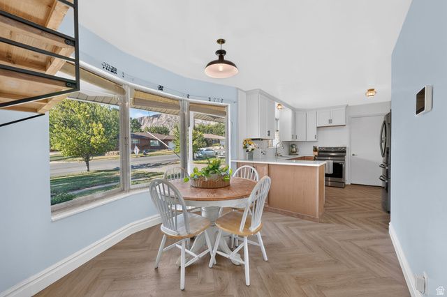 997 HENDERSON DR, Ogden, UT 84404