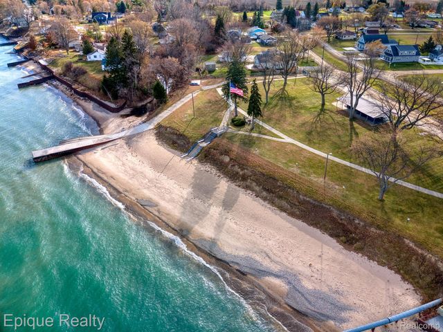 7520 Sunset Boulevard, Worth Township, MI 48450