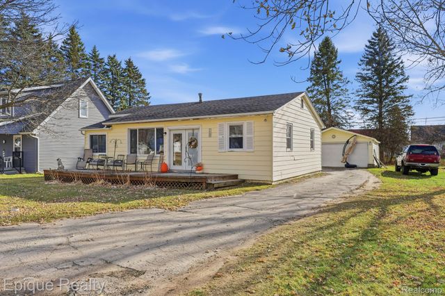 7520 Sunset Boulevard, Worth Township, MI 48450