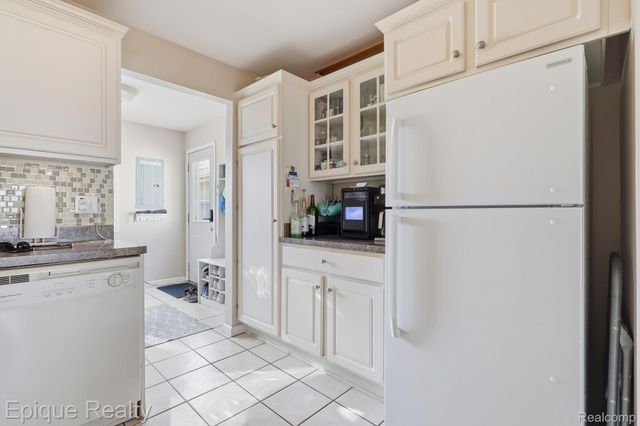 7520 Sunset Boulevard, Worth Township, MI 48450