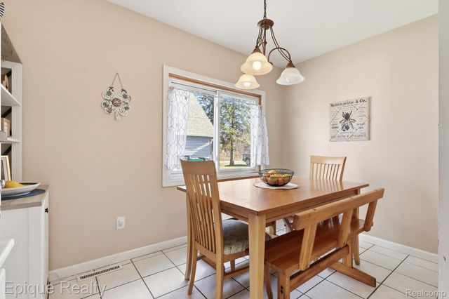 7520 Sunset Boulevard, Worth Township, MI 48450