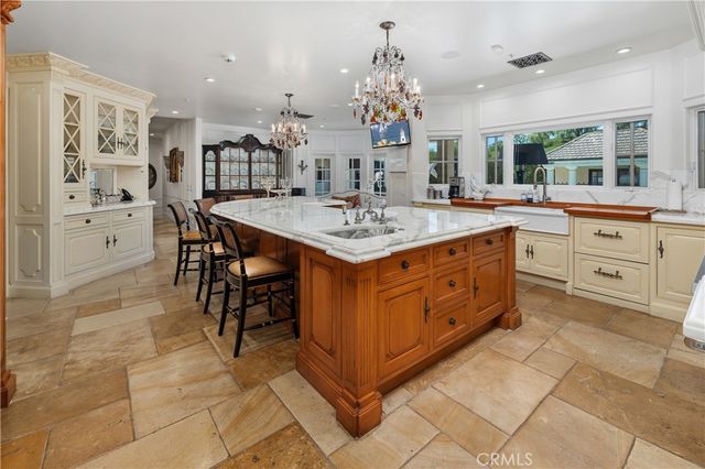10 Old Ranch Road, Laguna Niguel, CA 92677