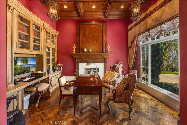 10 Old Ranch Road, Laguna Niguel, CA 92677