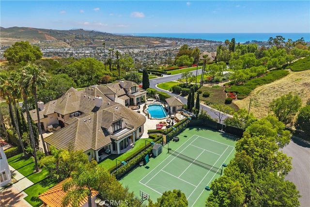 10 Old Ranch Road, Laguna Niguel, CA 92677