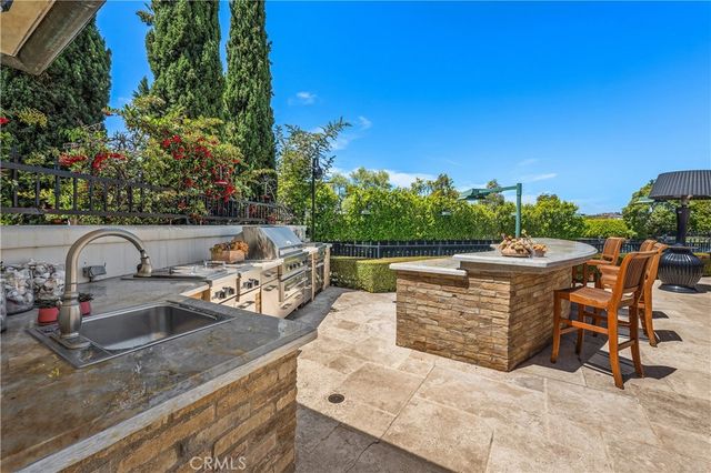 10 Old Ranch Road, Laguna Niguel, CA 92677