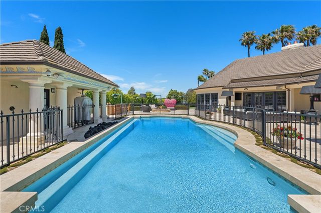 10 Old Ranch Road, Laguna Niguel, CA 92677