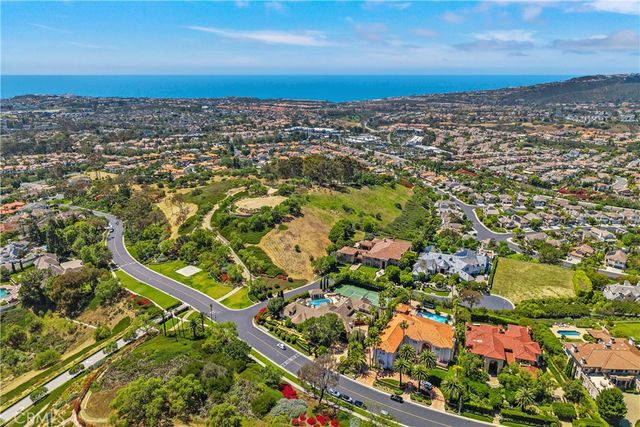 10 Old Ranch Road, Laguna Niguel, CA 92677