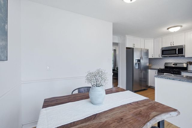 6116 Upton Avenue S, Minneapolis, MN 55410
