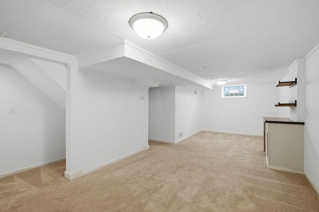 6116 Upton Avenue S, Minneapolis, MN 55410