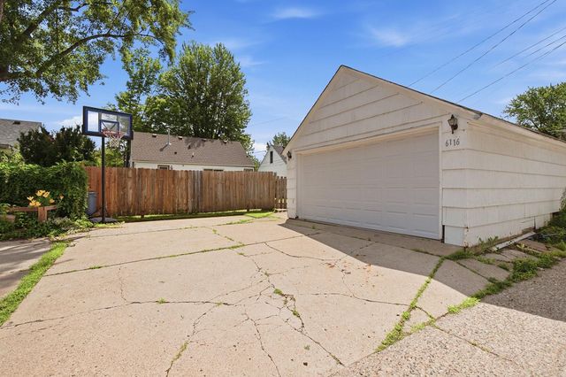 6116 Upton Avenue S, Minneapolis, MN 55410