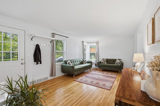 6116 Upton Avenue S, Minneapolis, MN 55410