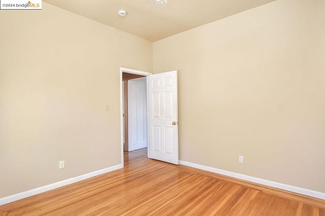543 37Th St, Oakland, CA 94609