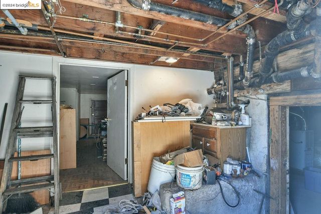 543 37Th St, Oakland, CA 94609