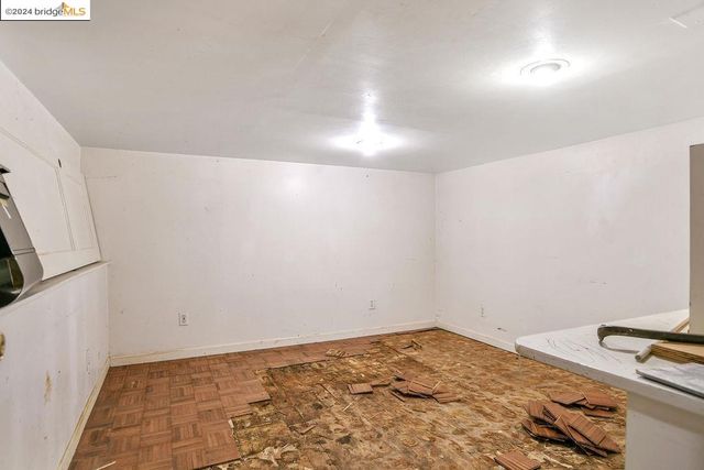 543 37Th St, Oakland, CA 94609