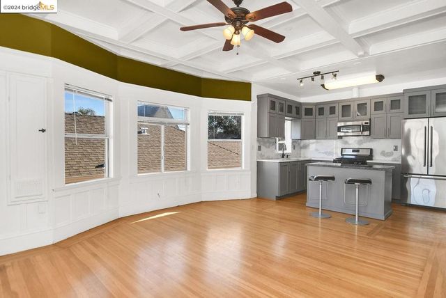 543 37Th St, Oakland, CA 94609