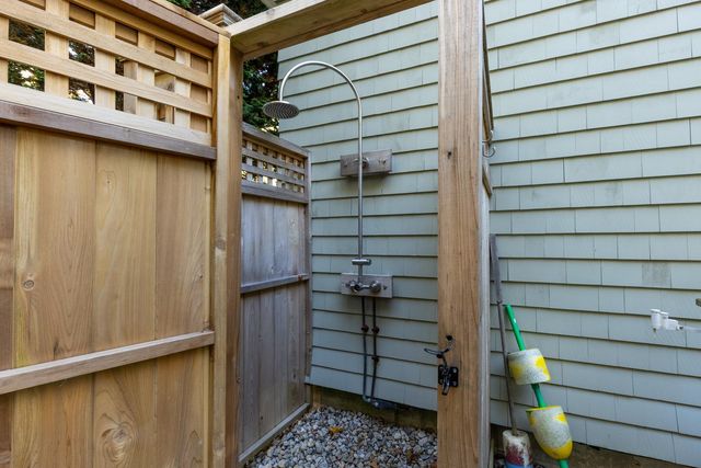 105 Parsons Road, Rye, NH 03870