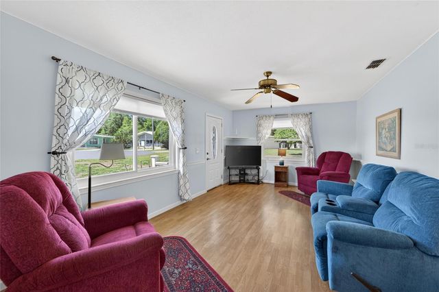 39407 ROCKFORD AVENUE, Zephyrhills, FL 33542