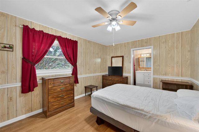 39407 ROCKFORD AVENUE, Zephyrhills, FL 33542