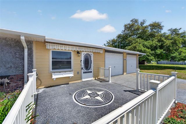 39407 ROCKFORD AVENUE, Zephyrhills, FL 33542