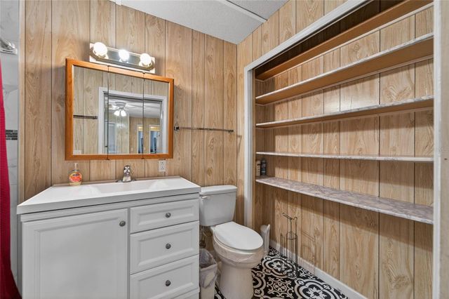 39407 ROCKFORD AVENUE, Zephyrhills, FL 33542